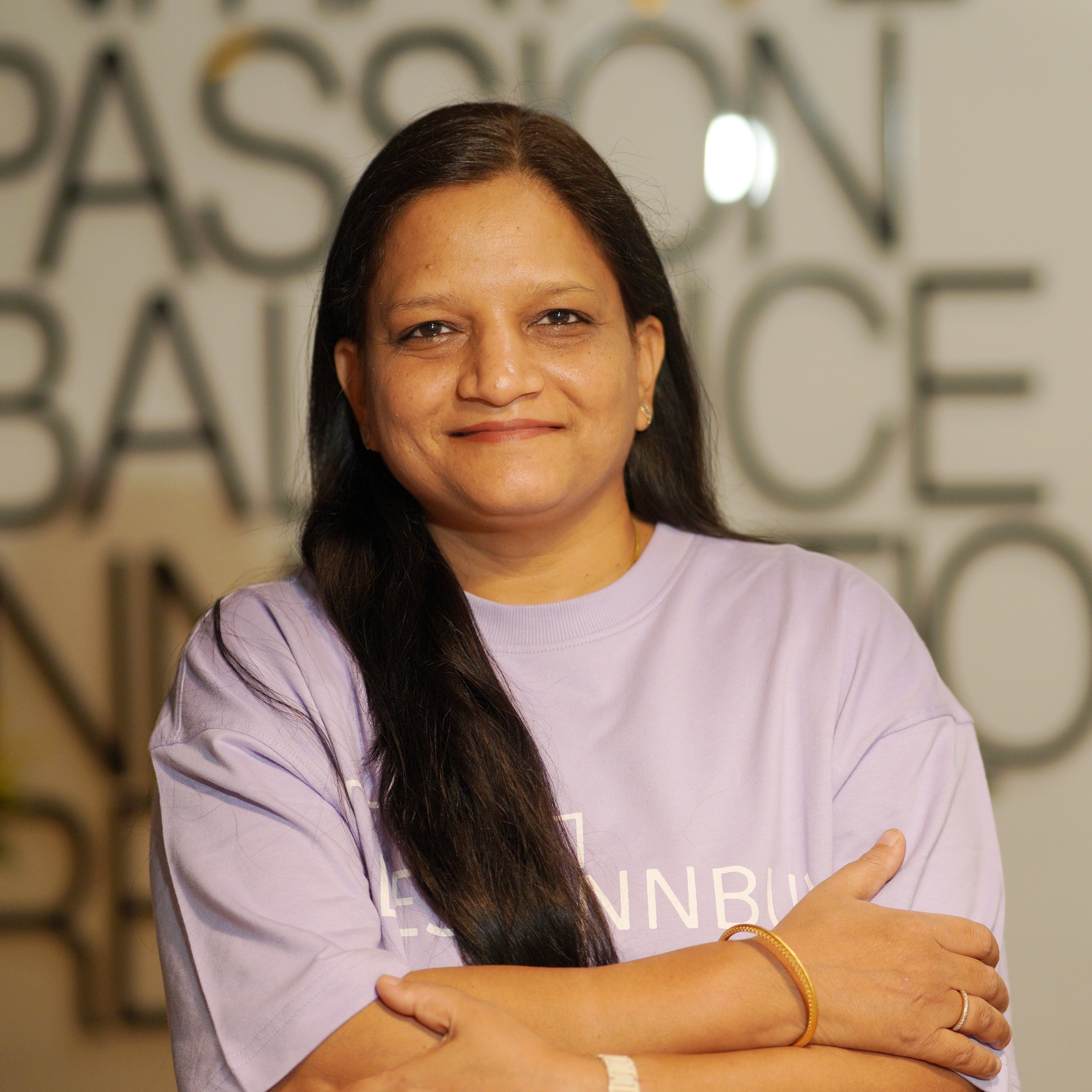 Nidhi Agarwal, CEO, DESIGNNBUY INC. Regional Director, Girls Who Print India Industry - Web to Print